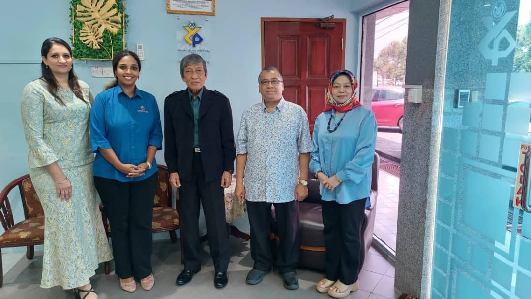 Empowering Local Communities: CARING MOMS’ Commitment and Collaboration with Yayasan Tuanku Syed Putra